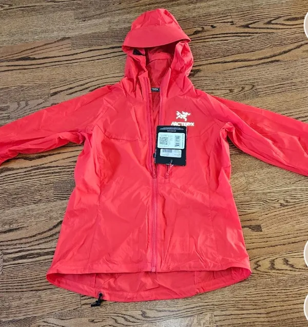 Arc’teryx squamish hoody firefly windbreaker - Image 3