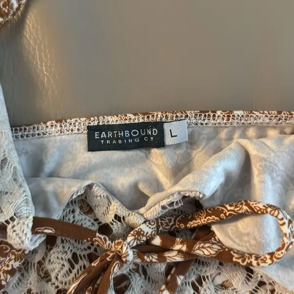 EARTHBOUND Cream Sleeveless Cropped Camisole - Image 3