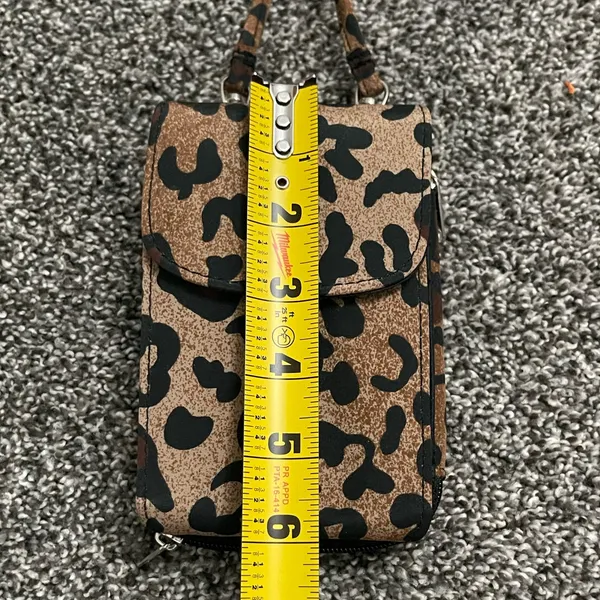 New Leopard Print Crossbody Bag Phone Wallet Travel Bag - Image 12