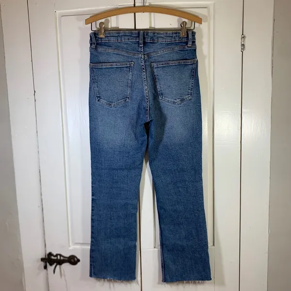 Zara Womens High Rise Straight Leg Jeans Medium Wash Raw Hem Size 4‎ 26 - Image 2