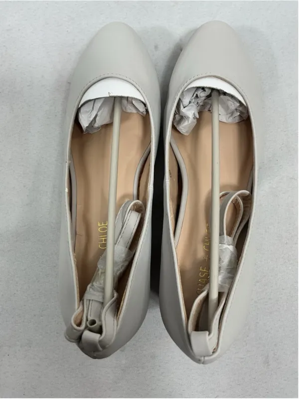 Womans New In Box Chase & Chloe Bobby Slip On Wedge Pumps Size 8 Nude - Image 5