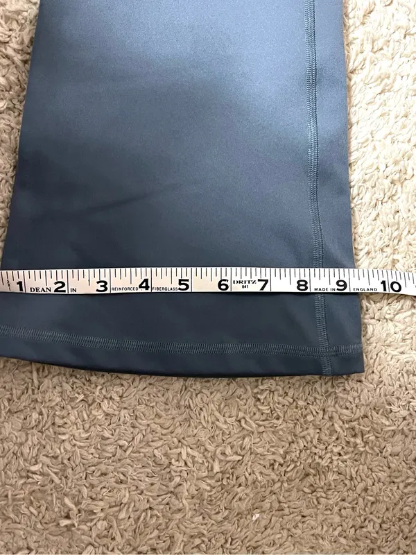 Gilly Hicks Gray High-Waist Flare Leggings - Image 7