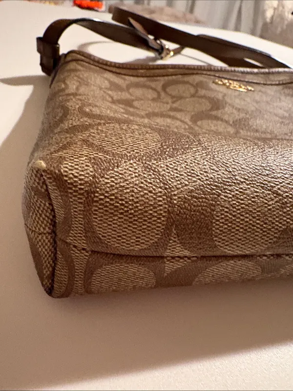 Coach Signature coated Canvas File Crossbody Bag purse tan brown excellent - Image 4