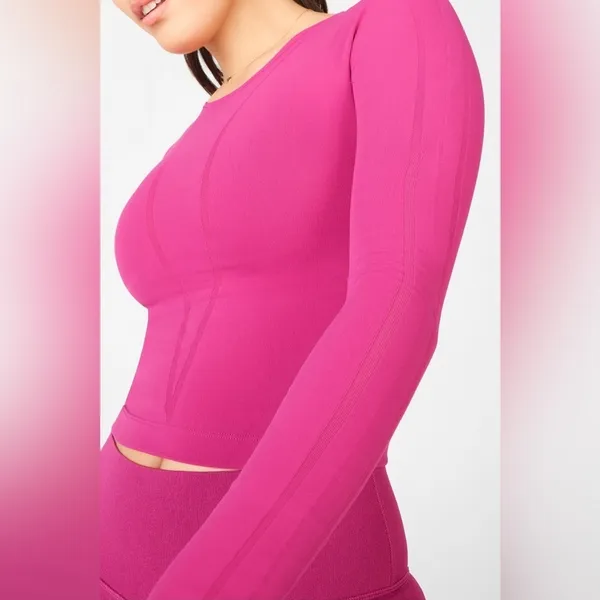 Fabletics Corey SculptKnit® Long-Sleeve Top in Very Berry Size Small - Image 2