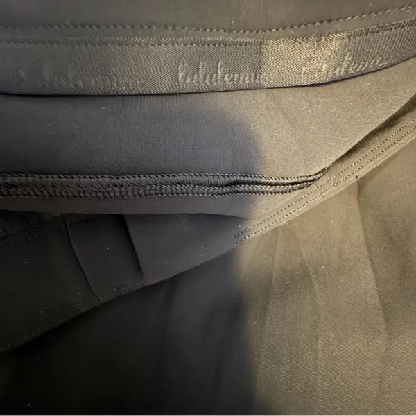 Lululemon On The Move Pants Black Size 6 27" Commuter Travel Trouser - Image 8