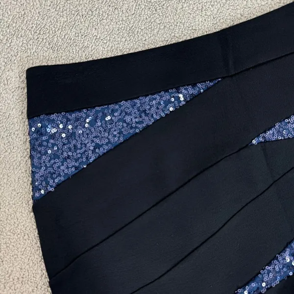 Express Knit Sequin Panel Mini Skirt Blue Black‎ Size 4 - Image 6