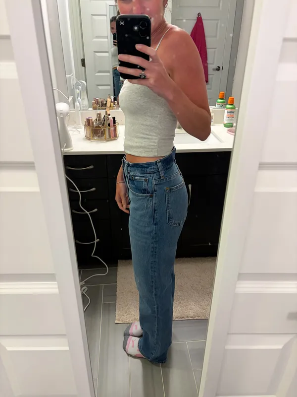 Abercrombie 90s Straight Jeans - Image 2