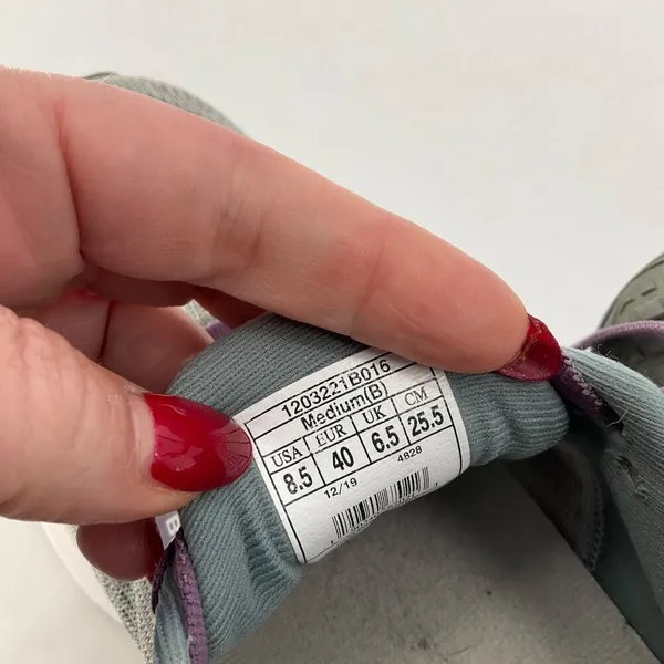 Brooks Launch 7 Womens Running Shoes Size 8.5 Gray & Purple Lightweight athletic - Image 2