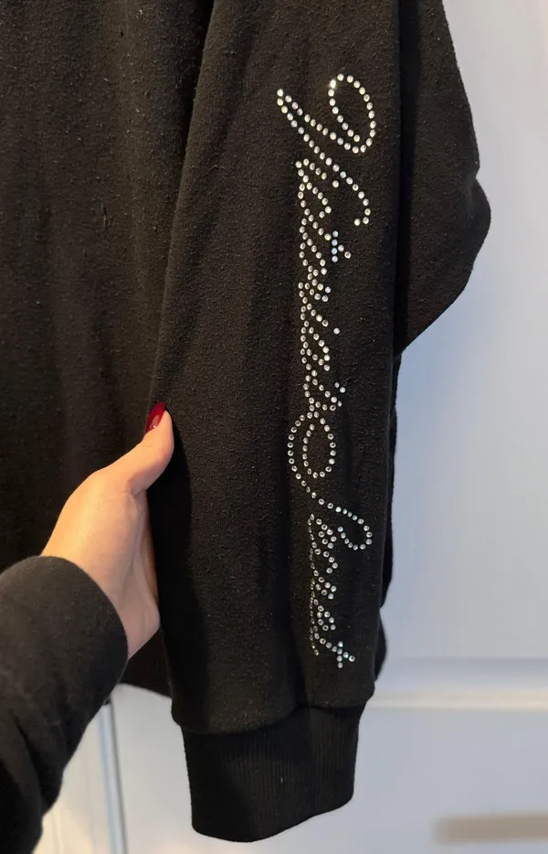Victorias Secret Crewneck - Image 3