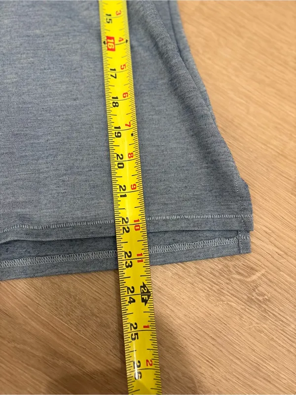 Travis Matthew Featherweight Active Polo Size Small - Image 7