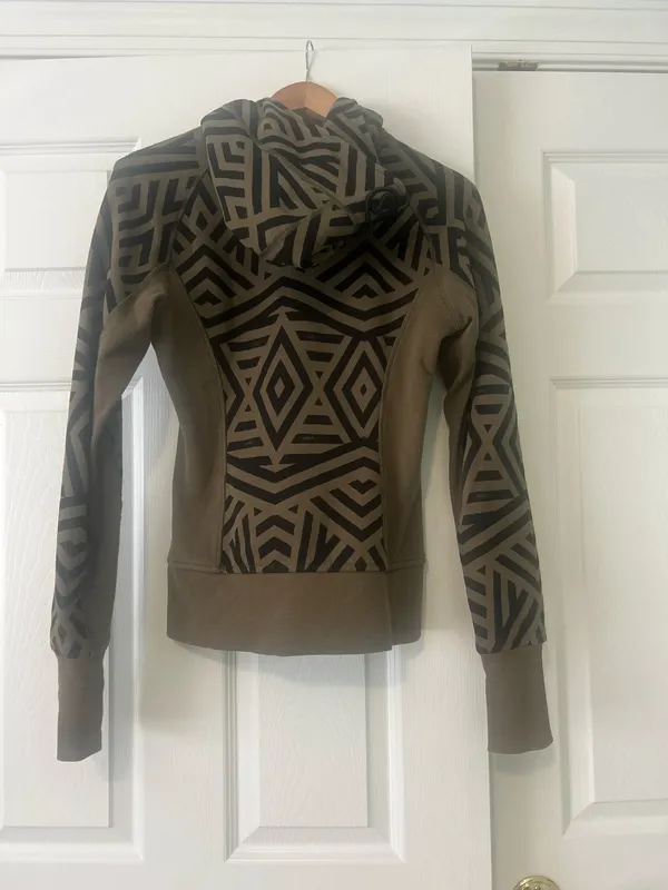 Lululemon Zip-Up Jacket Hoodie - Image 3