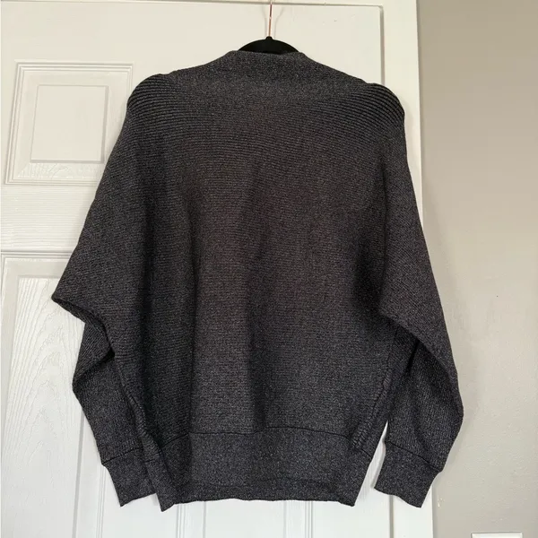 Tahari Metallic Grey Button Detail Viscose Blend Sweater MSRP$88 NWT - Image 9