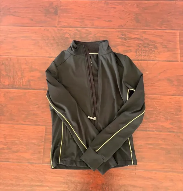 Express Black Ski Jacket with Gold Trim - Image 2