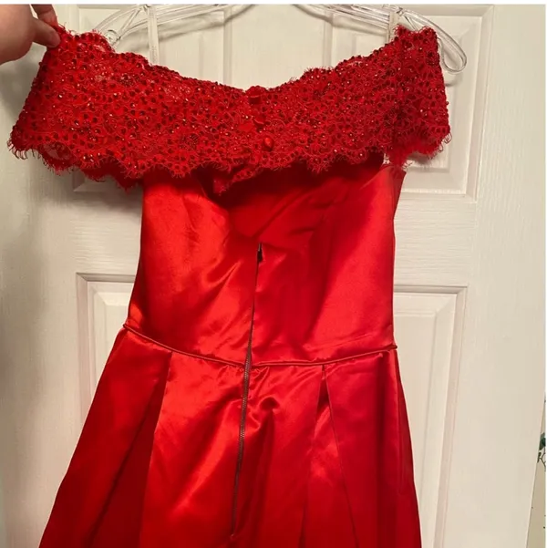 Sherri Hill Dress - Image 3
