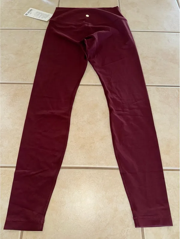 Lululemon Align High Rise 28” Red Merlot Size 8 NWT - Image 2