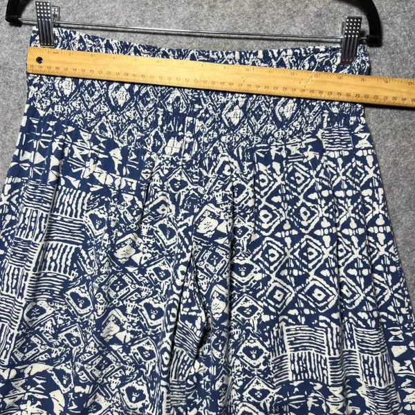Michael Farrell Blue White Geometric Print Wide Leg Smocked Waist Pants Size S‎ - Image 2