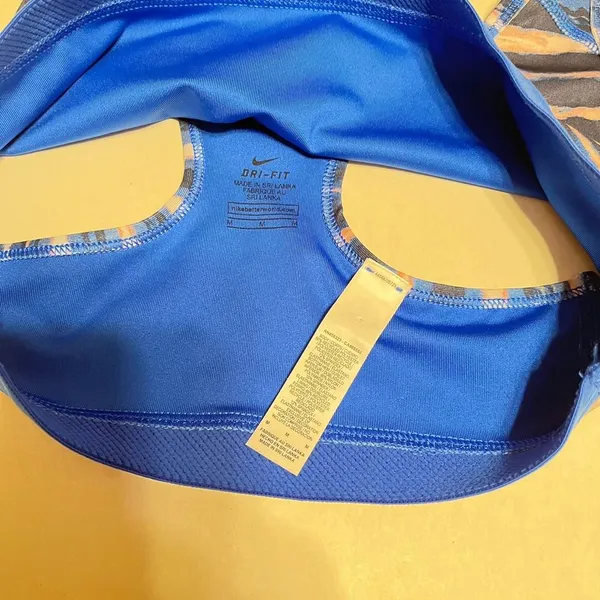 Nike Blue Black Pink White Striped‎ Dri-Fit Sports Bra Size Medium NWOT - Image 5