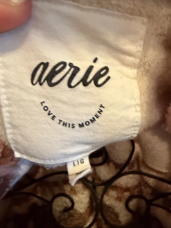 Aerie 🐏🐏🐏BOGOHO🐏🐏🐏 Cozy Cream and Brown Sherpa Quarter-Zip Sweater -Large - Image 7