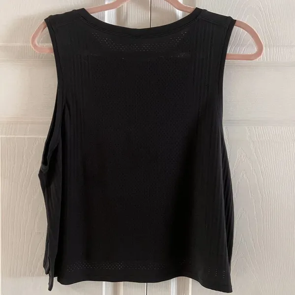 Lululemon Train to Be Tank Top Black / Black Size Medium - Image 4