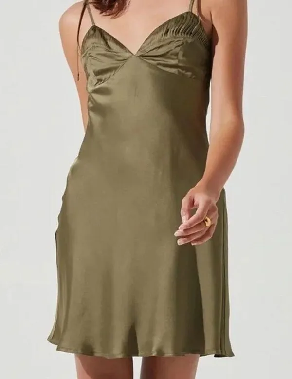 NWOT ASTR The Label Women's Mona Satin Mini Dress Tie Straps Size L Olive Green - Image 7