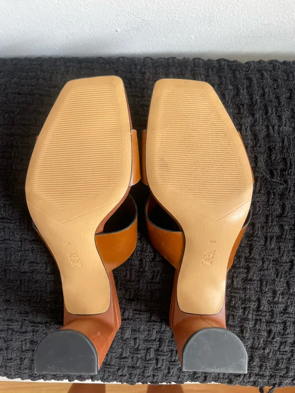 ZARA Heeled Sandals Brown Leather - Image 3
