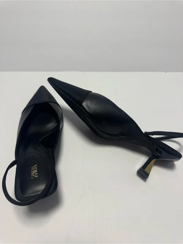Zara Women's Kitten Heels Size 38 Black with Gold Sexy Holiday Party - Image 5