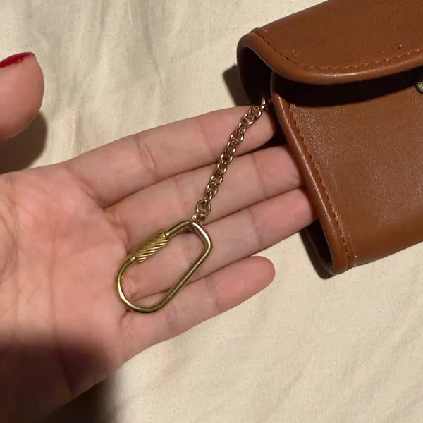 Coach Tan Leather Wallet with Gold Chain - Image 5