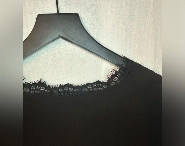 Loft Black tank tee with lace neckline- size small- business casual - Image 6
