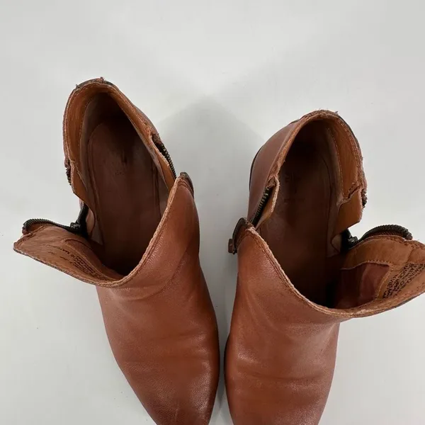 Frye Judith Zip Ankle Bootie Whiskey Cognac Brown‎ Size 7 Double zipper boot - Image 7