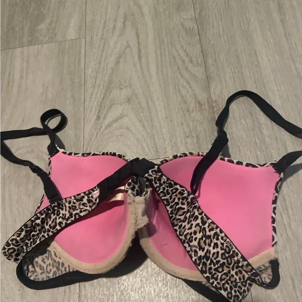 PINK Victoria's Secret Animal Print Bra - Image 3