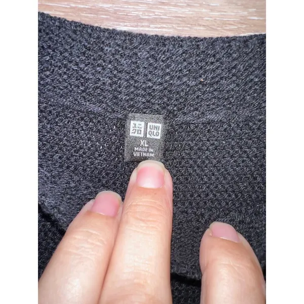 Uniqlo knit sweater sz XL navy blue crew neck minimalist oversized - Image 5