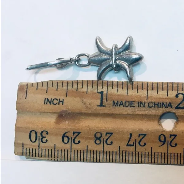 Vintage 3D Design Dangle Earrings Silver - Image 5