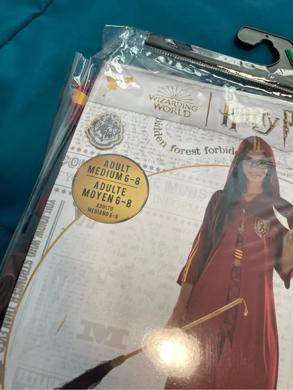 Womens Harry Potter gryffindor quidditch Costume M 6-8 - Image 2