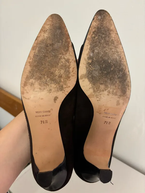 brown suede heels Size 7.5 - Image 2