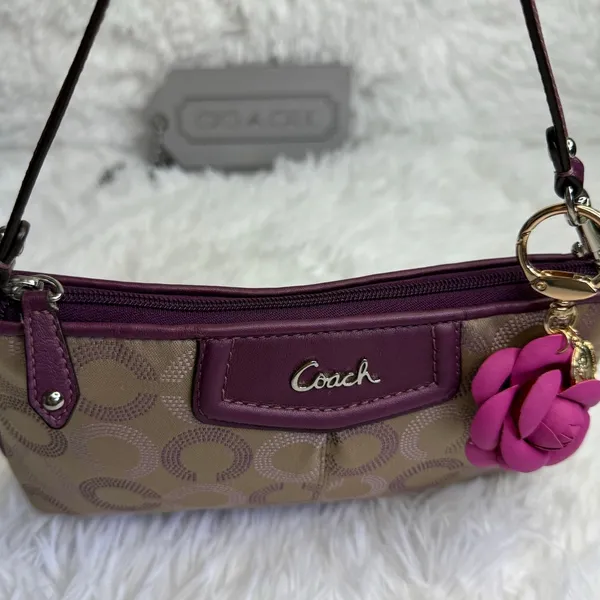 COACH y2k Purple Ashely Signature Canvas Wristlet Mini Purse - Image 3