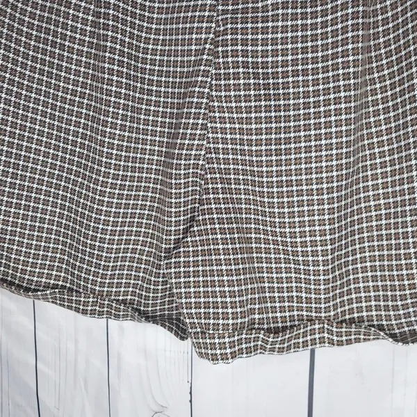 Cider Houndstooth Pleated High Waisted Shorts - Image 7