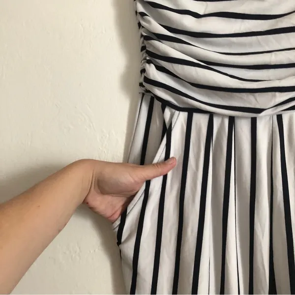 J For Justify Strapless Pockets Black and White Striped Wide Leg Romper Jumpsuit - Image 4