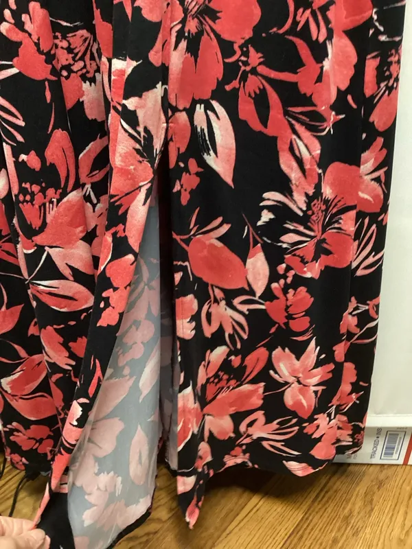 Michelle Mae resortwear Black Maxi Dress with Coral Floral Pattern size XL - Image 7