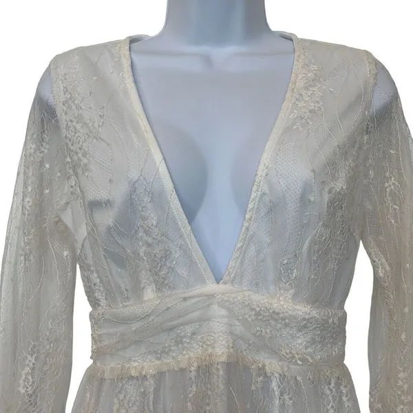 PrettyLittleThing White Lace Deep Plunge Ruffle Dress‎ Prom Bachelorette Party - Image 2