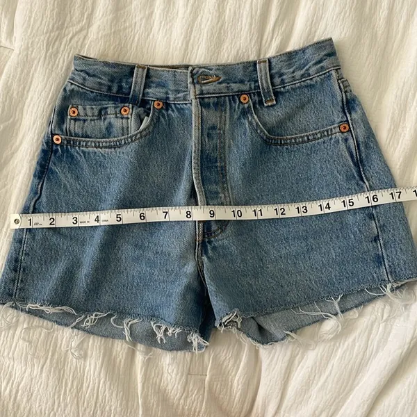 Levi's Blue Jean Shorts with Frayed Hem and Distressed Look Vintage - Image 6