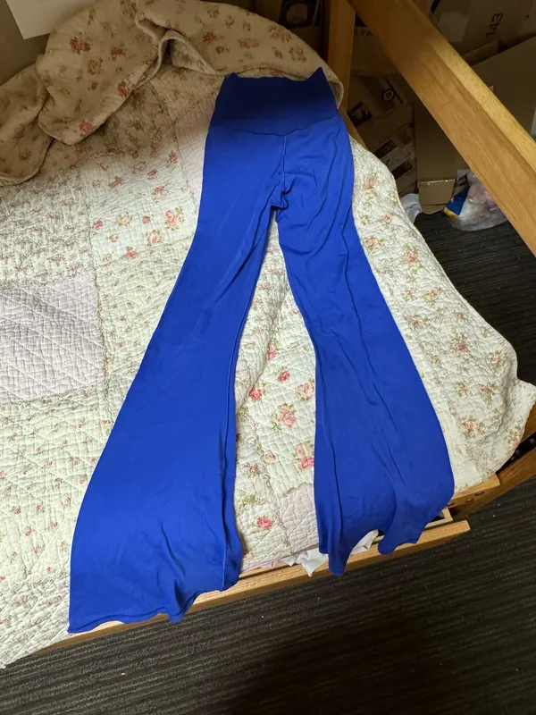 aerie electric blue crossover flare leggings - Image 5