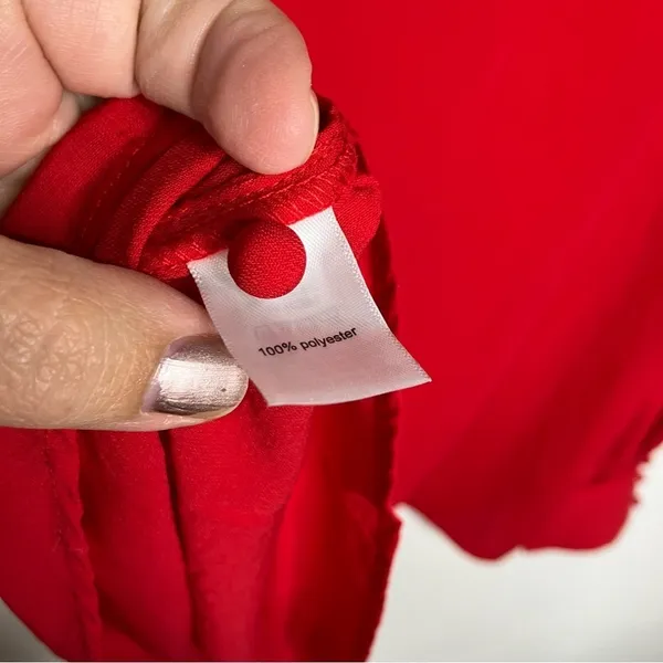 Maurices red Fallon blouse open‎ sleeve keyhole back size medium NWT - Image 8