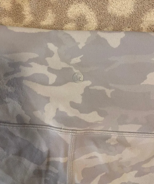 Lululemon Wunder Under Leggings - Image 2