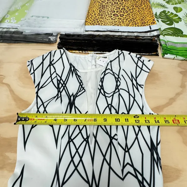 NWT‎ Rumor Boutique White Black Geometric Scuba Fit Flare Mini Dress Small Nylon - Image 12