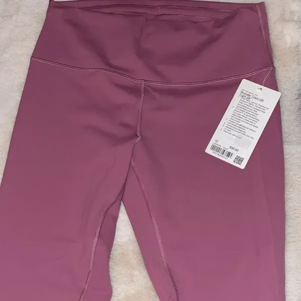 Lululemon Wunder Train HR Tight 28” Size 12 - Image 9