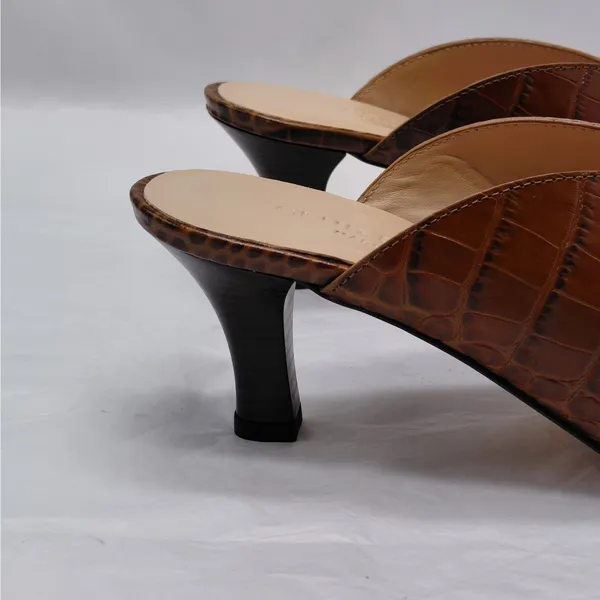 $289 NWT Club Monaco Mule Heels Women's Sz 7 Brown Croc Embossed Pointed Toe - Image 6