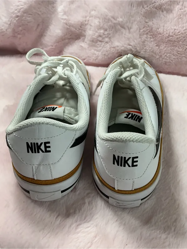 Nike White Sneakers with Black Swoosh and Brown Accent B11 - Image 3