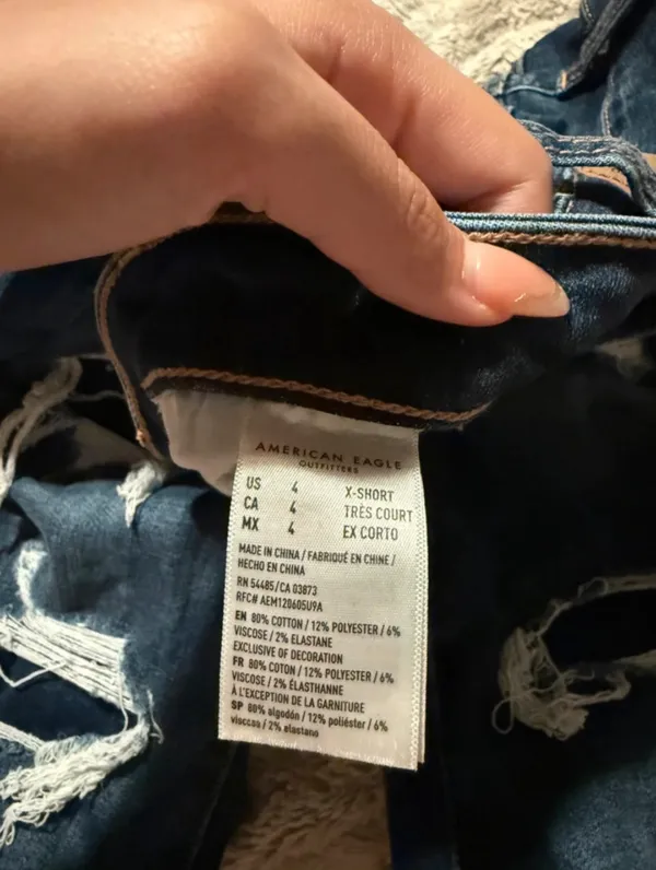 American Eagle Jeans - Image 3
