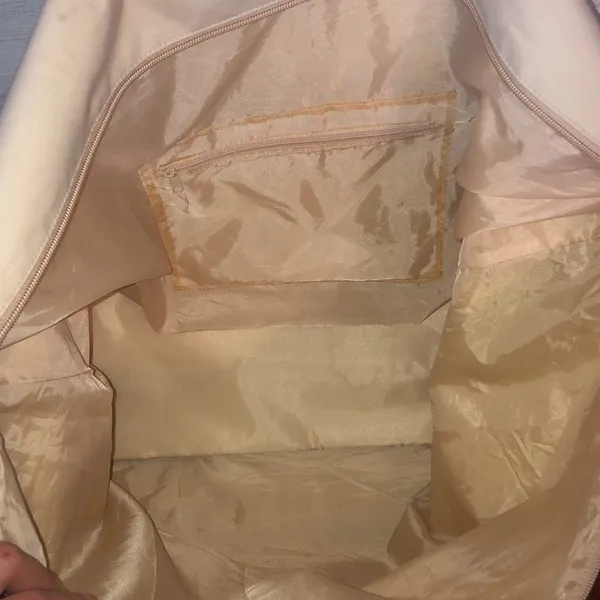 Burberry Frangances Overnight Bag large Burberry bag cream tan color pla…​​ - Image 8