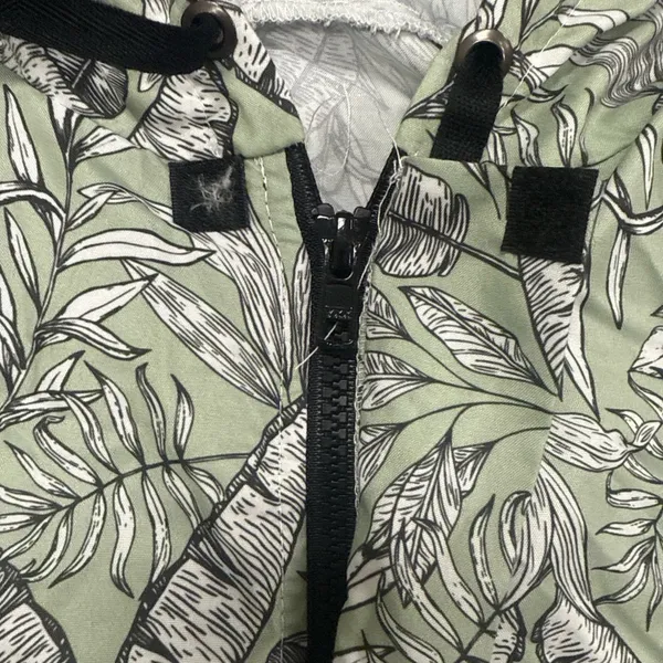 Leonisa Lightweight Windbreaker Jacket Raincoat Green‎ white Print Unisex l/xl - Image 4